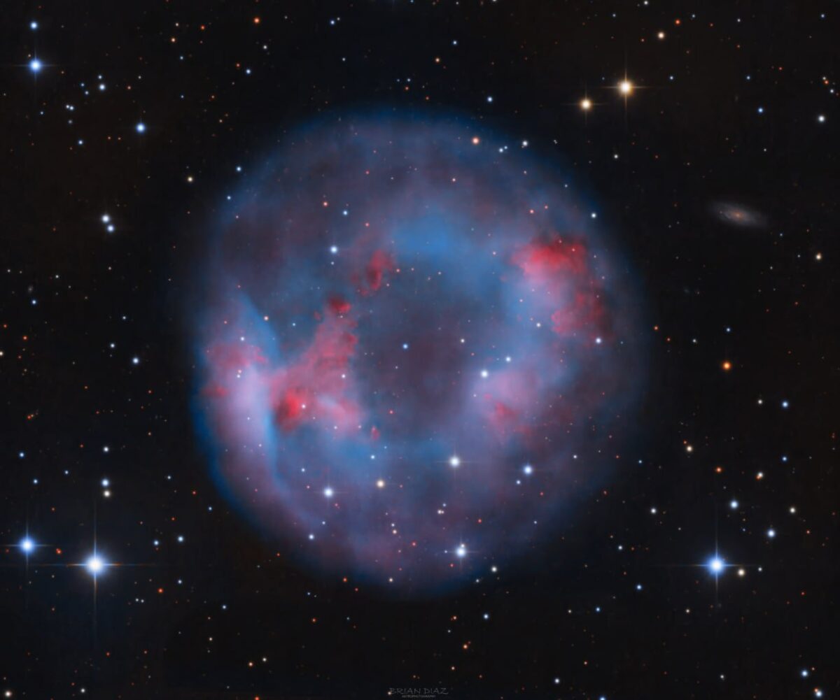 3356 Abell 7 Senovinė Ir Tamsi Planetinė Ūkas Zodiako Žvaigždyne