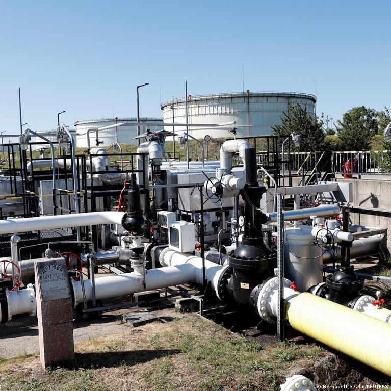 Atnaujintas Rusikos Naftos Tiekimas Vengrij Ir Slovakij Per Druba Vamzdyn