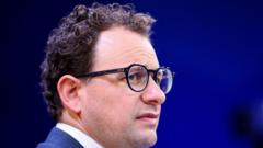 Baltieji Rmai Ir Anthropic Susitinka Dl Mythos Modelio Baimi