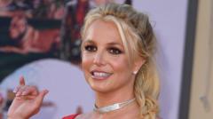 Britney Spears Savanorikai Gydosi Reabilitacijoje Po Areto