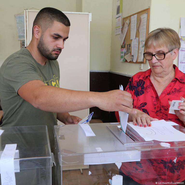 Bulgarijoje Vyks Atuntieji Parlamento Rinkimai Per Penkerius Metus
