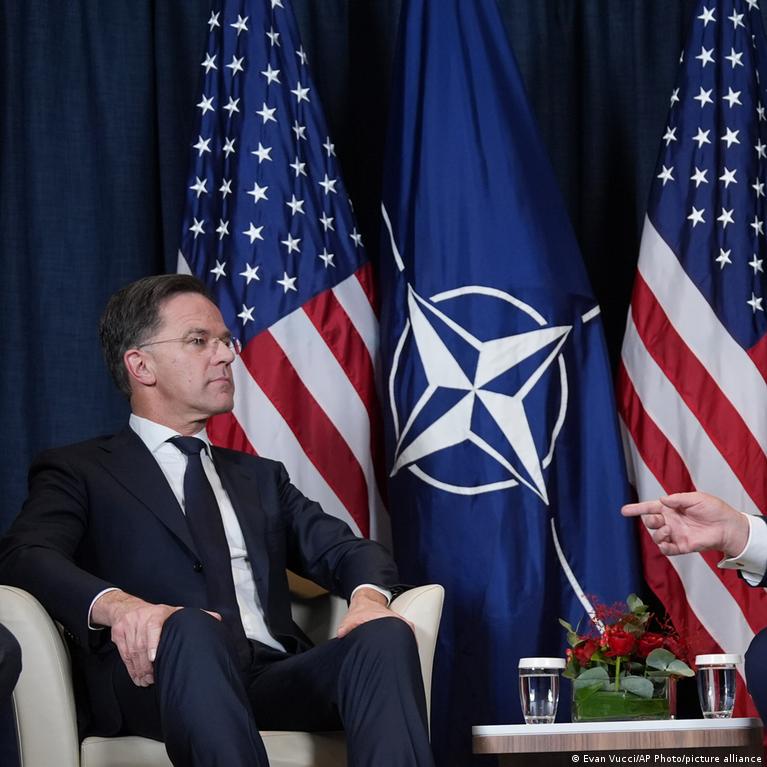 Donaldas Trumpas Kritikuoja Nato Dl Irano Per Susitikim Su Marku Rutte