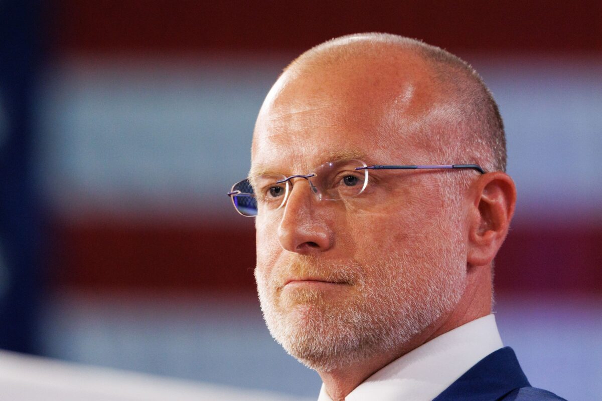 Fcc Tariama Greitu Keliu Skundams Dl Trumpo Kritik Iniasklaidoje