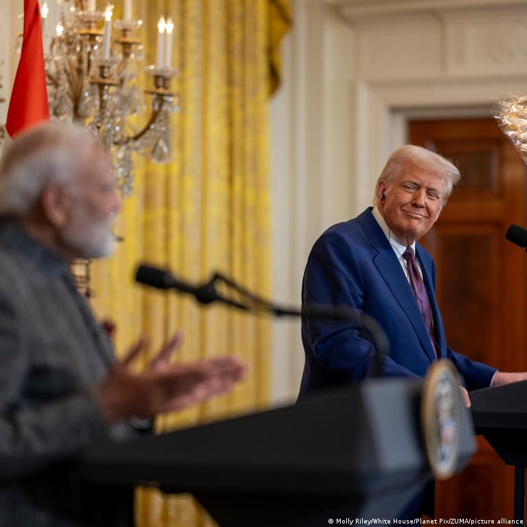 Indijoje Auga Antiamerikietikos Nuotaikos Dl Ekonomini Iki