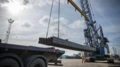 Irano Plieno Gamyklos Udarytos Dl Oro Smgi Pranea Mons