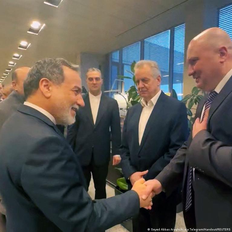 Irano Usienio Reikal Ministras Lankosi Rusijoje Po Ataukt Deryb Su Jav