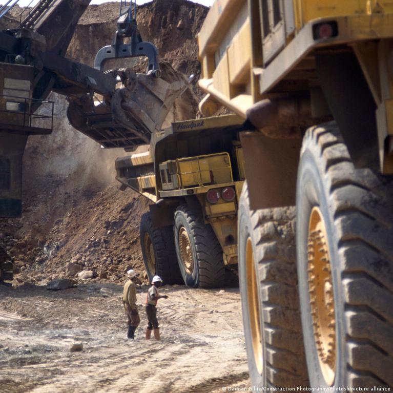 Jav Ir Zambija Sveikatos Pagalba Mainais Mineralus