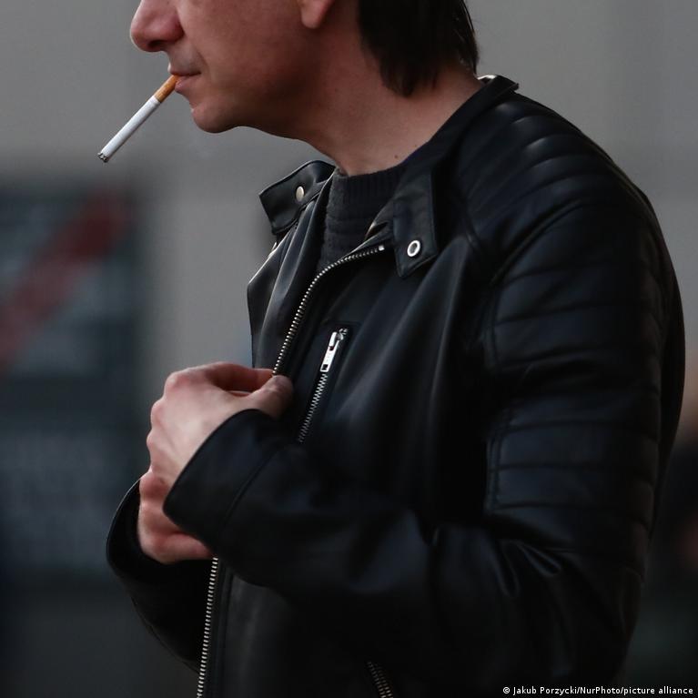 Jungtin Karalyst Siekia Udrausti Rkyti Visiems Gimusiems Po 2008 J