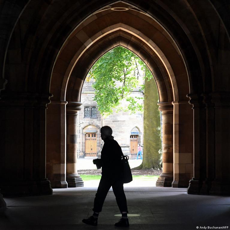 Jungtin Karalyst Vl Prisijungia Prie Es Erasmus Main Programos