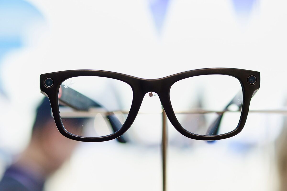 Meta perspėta dėl veido atpažinimo akinių, galinčių kelti pavojų pažeidžiamoms grupėms Meta Perspta Dl Veido Atpainimo Akini Galini Kelti Pavoj Paeidiamoms Grupms