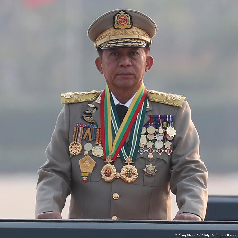 Mianmaro Chuntos Vadovas Min Aung Hlaingas Tapo Prezidentu