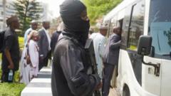 Nigerijoje įtariami perversmo organizatoriai neigia kaltinimus išdavyste