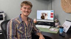 Nusivylęs Trump rinkėjas skiria valandas Epstein bylų tyrimui