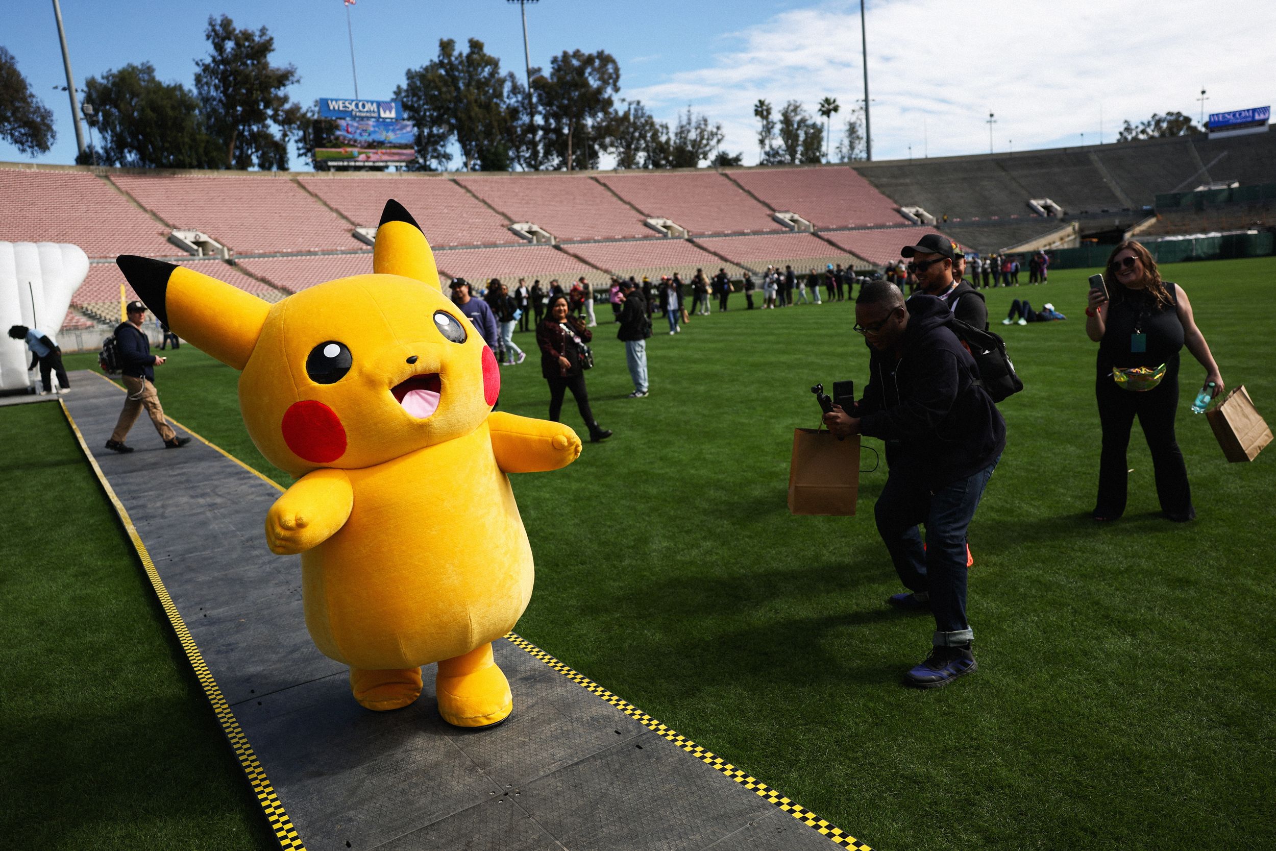 Pokmon 30 Meio Bendradarbiavimai K Galite Sigyti Dabar Ir Kas Laukia