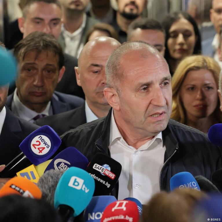 Rumen Radev Ir Jo Partija Laimi Rinkimus Bulgarijoje