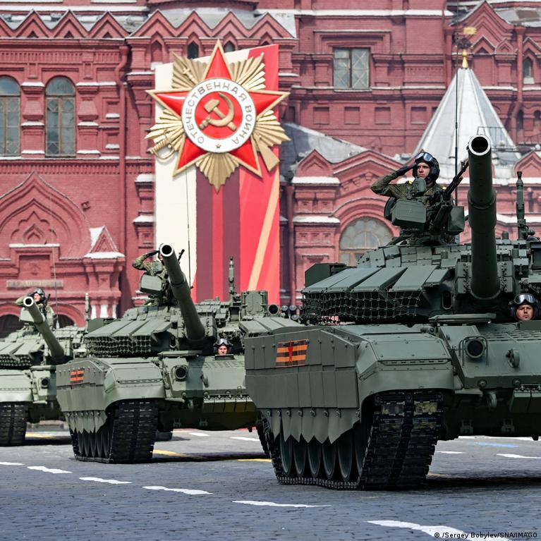 Rusija Surengs Pergals Dienos Parad Be Ginkluots Demonstracijos