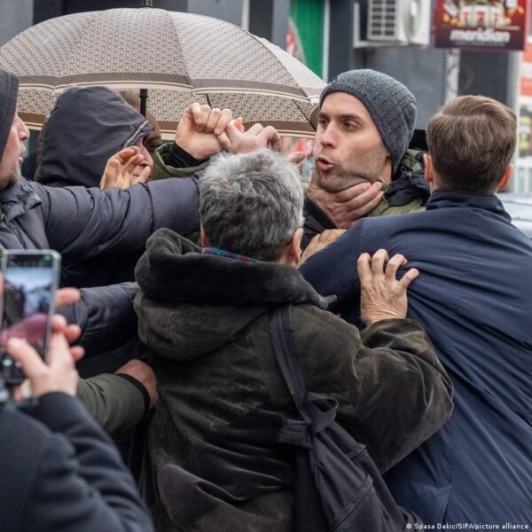 Serbijos Vietos Rinkimai Ar Vuciiaus Partija Praranda Pozicijas