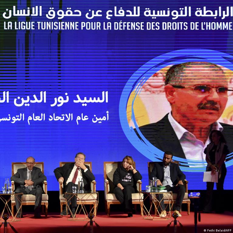 Tunisas Sustabd Seniausios Afrikos Teisi Grups Veikl