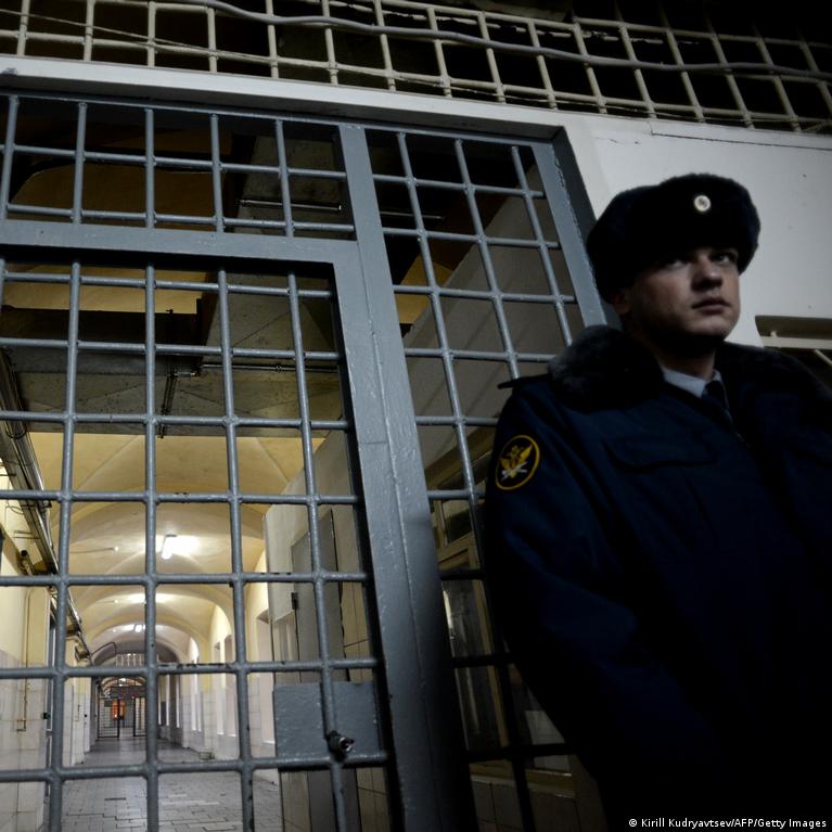 Ukrainos Civiliai Laikomi Rusijos Kaljimuose Paeidiant Tarptautin Teis