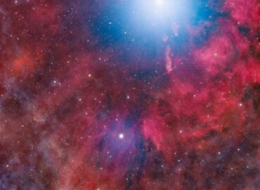 16420 Astronomas Užfiksavo Rygelio Mėlyną Liepsną Ir Vandenilio ūk