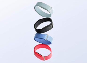 20843 Google Pristatė Naujos Kartos Fitbit Air Fitneso Sekiklį