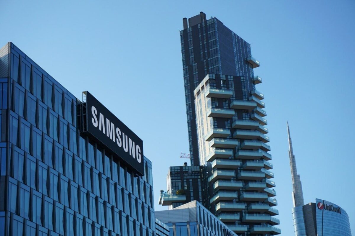 Samsung stabdo buitinės technikos pardavimus Kinijoje dėl konkurencijos