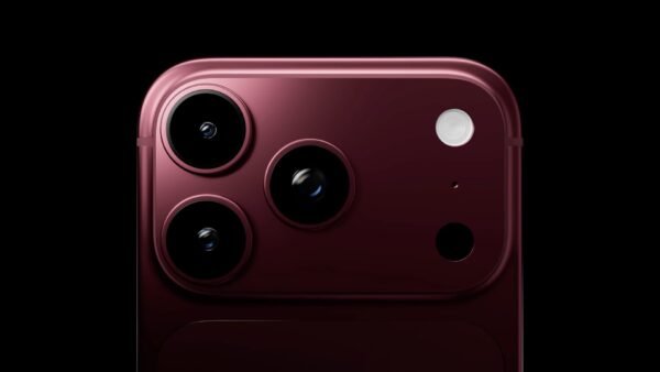 7834 Apple Svarsto Iphone 18 Pro Gamybai Naudoti Skystą Metalą
