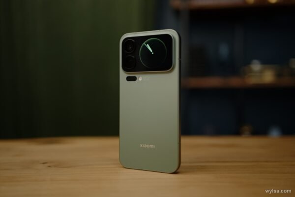 7904 Xiaomi Ir Samsung Planuoja Kelti Kainas Dėl Atminties Krizės