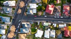 Australija Svarsto Mokesi Lengvat Naikinim Siekiant Padti Jaunimui Sigyti Bst