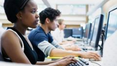 Canvas Platformos Krjai Sumokjo Silauliams U Student Duomen Paalinim