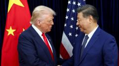 Donaldas Trumpas Atvyksta Pekin Susitikti Su Xi Jinpingu