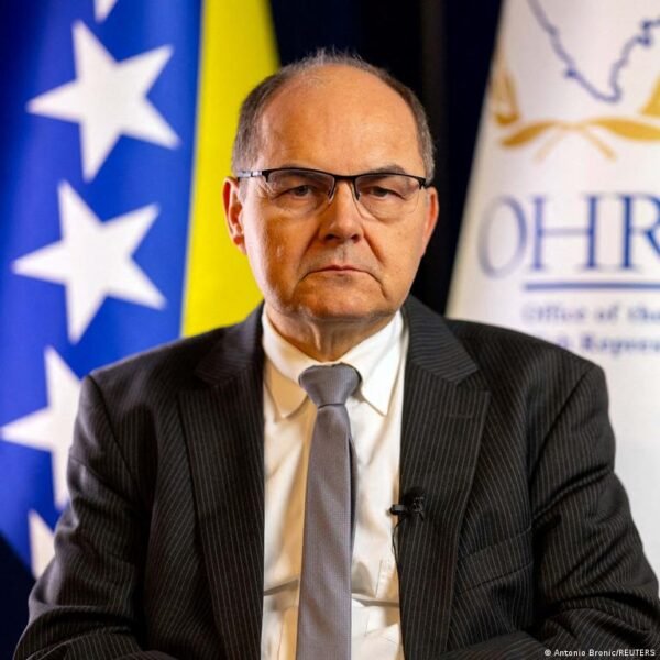 Kas Laukia Auktojo Atstovo Bosnijoje Ir Hercegovinoje Po Christiano Schmidto Pasitraukimo