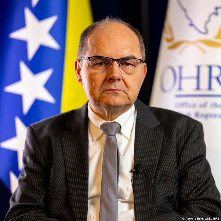 Kas Laukia Auktojo Atstovo Bosnijoje Ir Hercegovinoje Po Christiano Schmidto Pasitraukimo