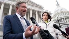 Kentukio kongresmenas Thomas Massie siekia pergalės prieš Trumpą Kentukio Kongresmenas Thomas Massie Siekia Pergals Prie Trump