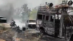 Malyje Dihadistai Blokuoja Kelius Prie Eid Vent Dega Deimtys Transporto Priemoni