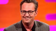 Matthew Perry Asistento Kenneth Iwamasa Nuteistas 41 Mnesiui U Ketamino Platinim