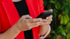 Meta ignoruoja ES institucijas dėl Facebook ir Instagram naudotojų blokavimo