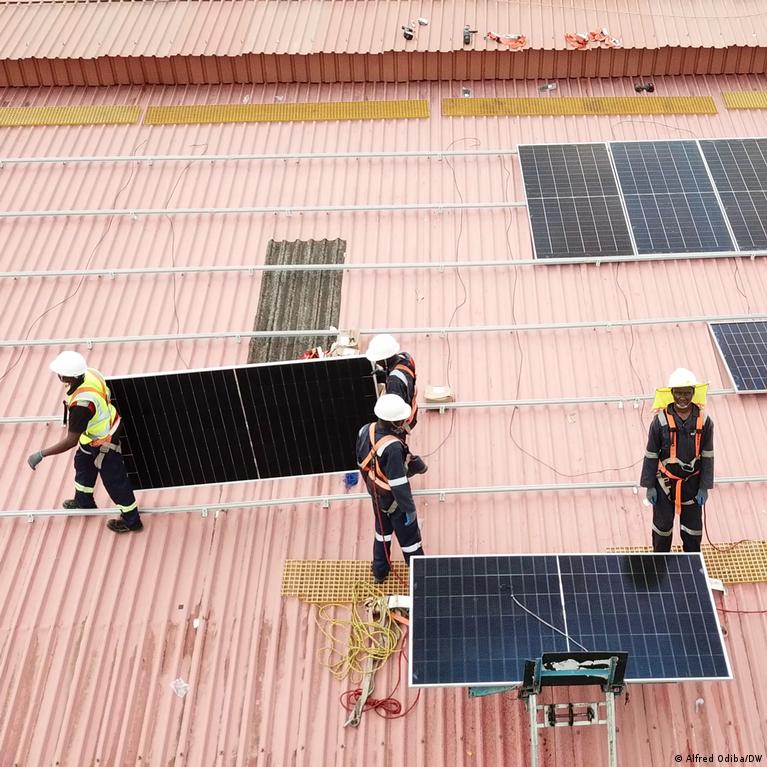 Nigerijoje Sauls Energijos Pltra Susiduria Su Kain Ir Politikos Ikiais