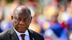Pietų Afrikos prezidentas Ramaphosa atsisako atsistatydinti po kaltinimų