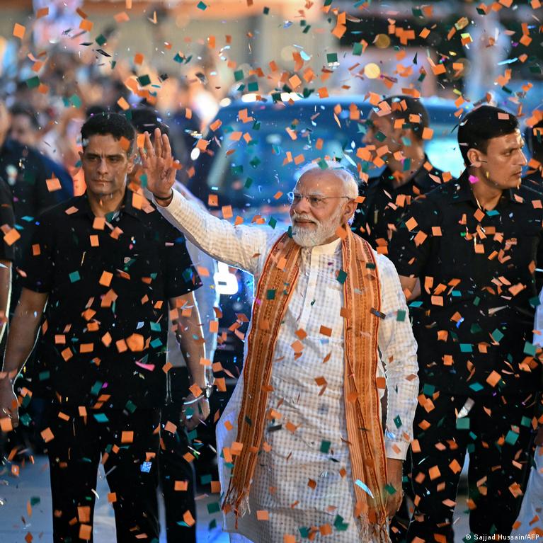 Vakar Bengalijos Rinkim Pergal Stiprina Modi Bjp Pozicijas Indijoje