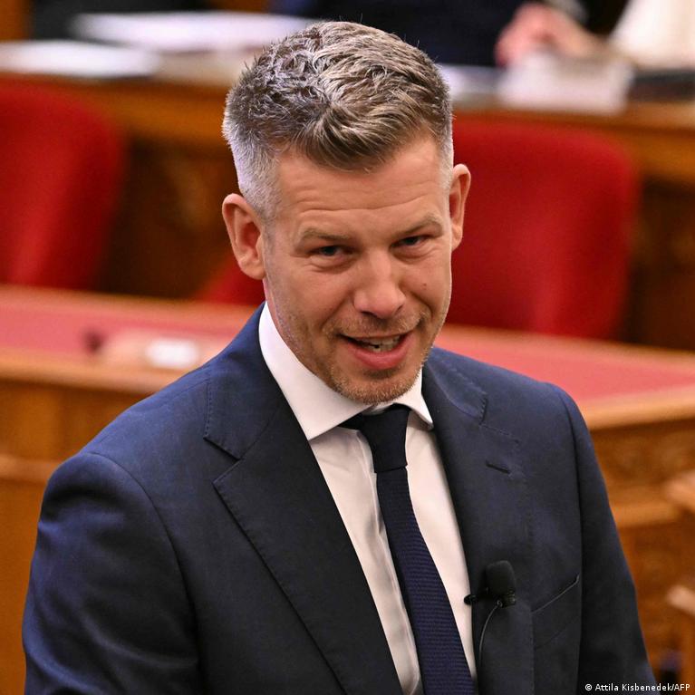 Vengrijoje Naujasis Premjeras Peteris Magyaris Atskleid Orbano Prabang Gyvenimo Bd