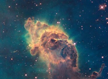 11007 Hubble Teleskopo Nuotraukoje Užfiksuota Kilo ūko Dujų Ir Dul