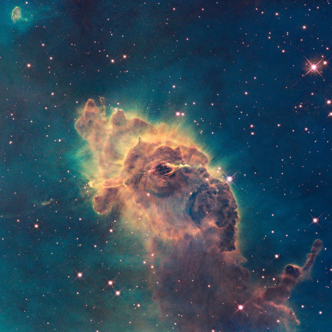 11007 Hubble Teleskopo Nuotraukoje Užfiksuota Kilo ūko Dujų Ir Dul