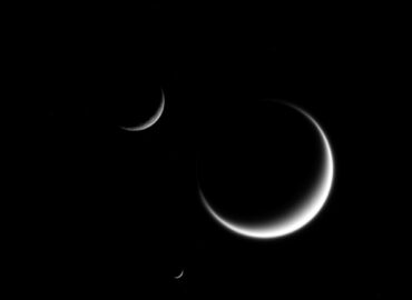11009 Saturno Palydovai Titas Mimas Ir Rėja Cassini Nuotrauka At