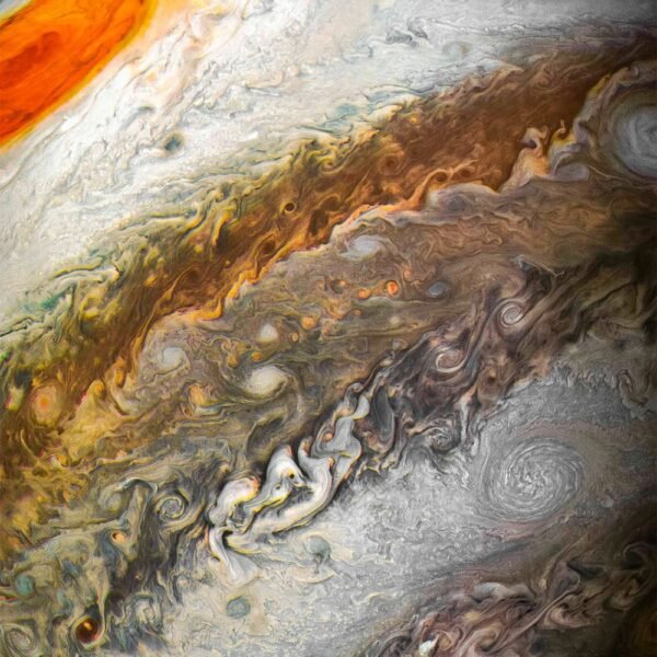 11065 Nasa Zondas Juno Atskleidė Stulbinančias Jupiterio Pavirši