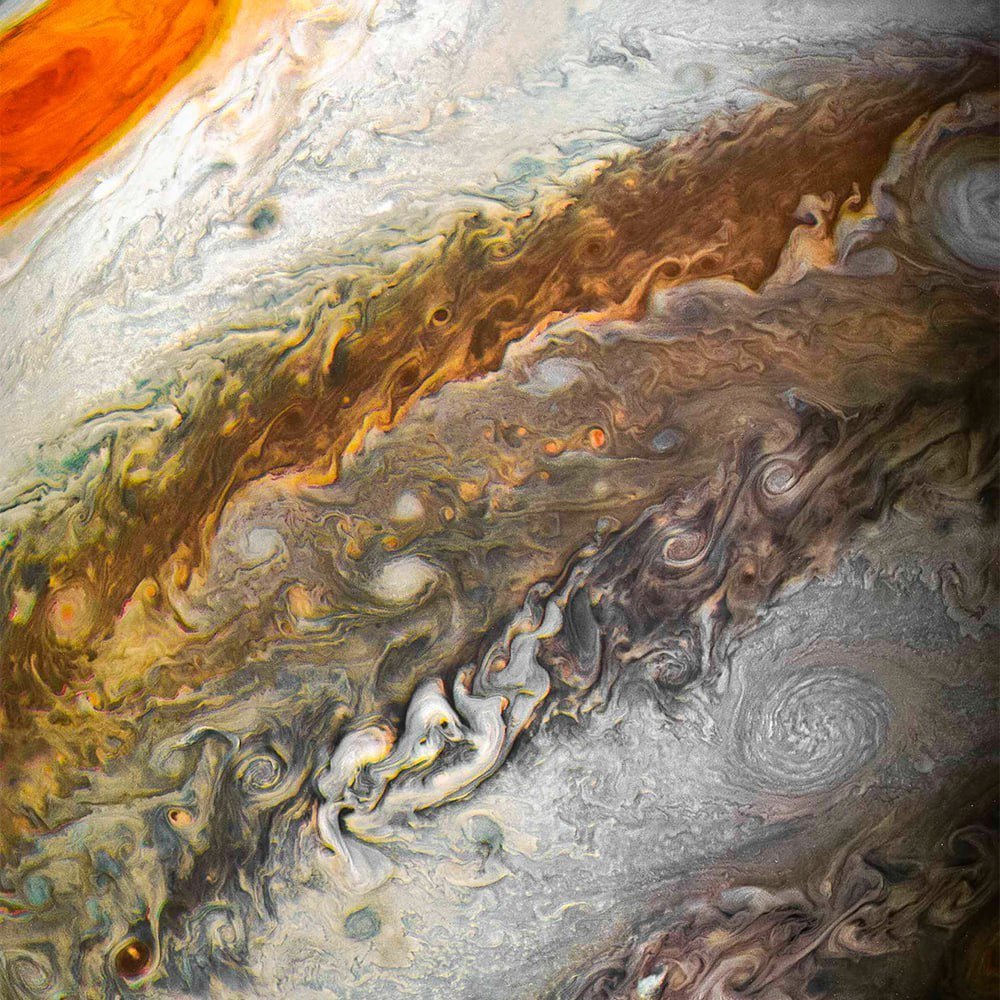 11065 Nasa Zondas Juno Atskleidė Stulbinančias Jupiterio Pavirši