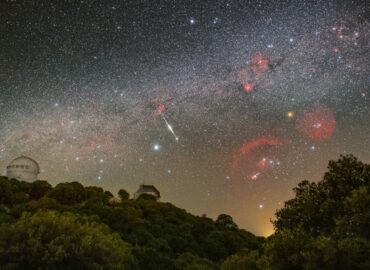 2562 Astrofotografija Meteorai Ir Giluminio Kosmoso Objektai