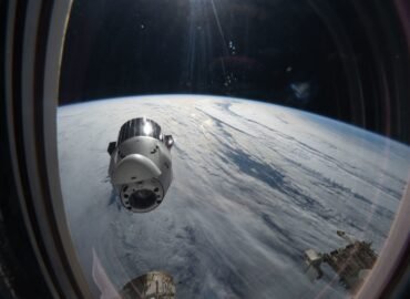 2583 Cargo Dragon Grįžta į Žemę Su Eksperimentų Rezultatais