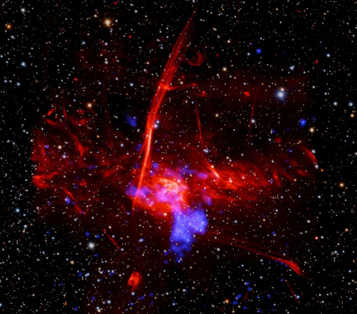 Astronomai aptiko galimą naują supernovos liekaną netoli Paukščių Tako centro