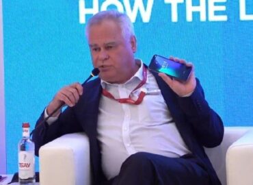 7993 Kaspersky Planuoja Neišlaužiamą Išmanųjį Telefoną Su Rusiška